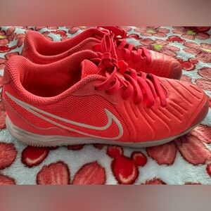 Nike Tiempo Legend  10 Turf Cleats youth girls or boys size 4.5